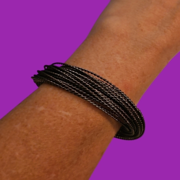 Multiple Interlocking Gunmetal Spiral Slinky Bangle Bracelet - Picture 1 of 3